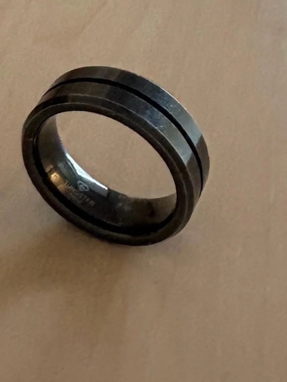 N/A sleek black